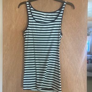 Gap tank top